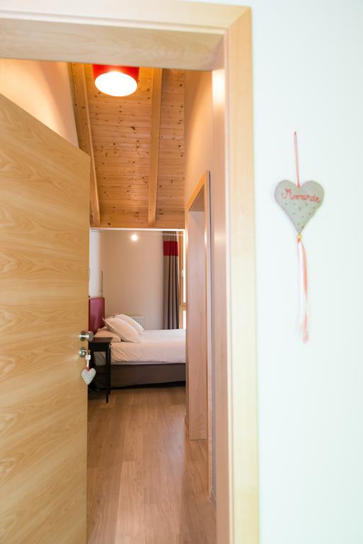 Ame De La Terre Bed & Breakfast Ruffey-les-Echirey Phòng bức ảnh
